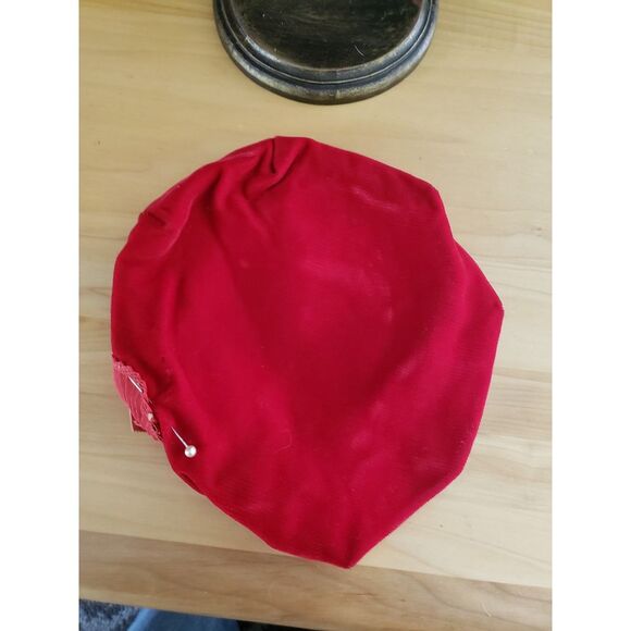 Vintage Velvet‎ Red Hat - Picture 6 of 7